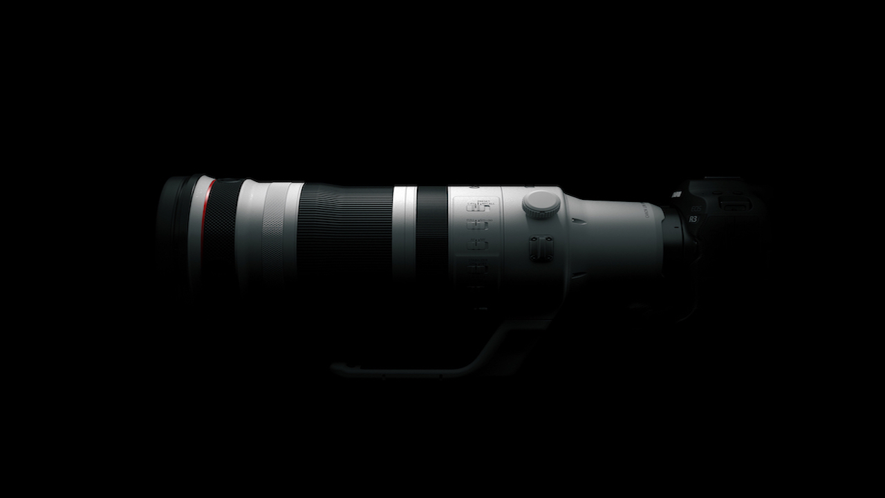 Il nuovo super teleobiettivo Canon RF 100-300, a partire da 12.000 euro thumbnail
