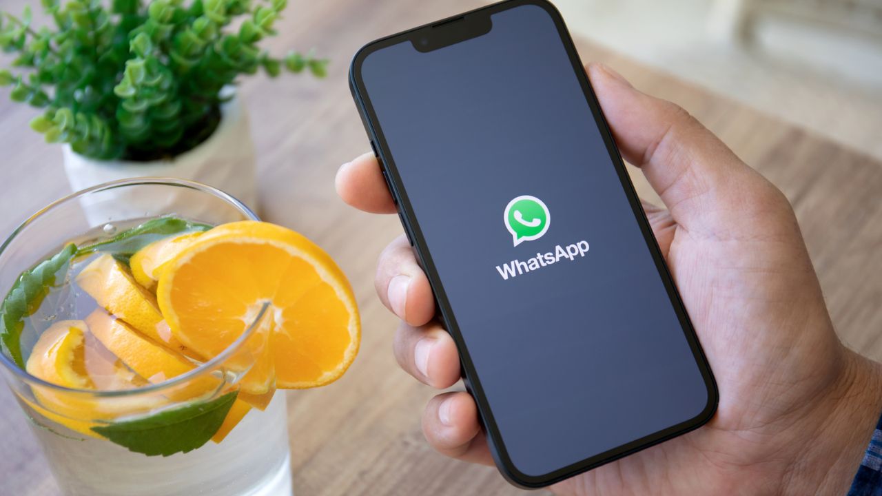 WhatsApp, si può usare su più iPhone lo stesso account grazie al nuovo aggiornamento thumbnail