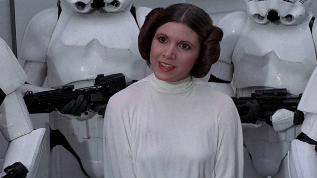 Carrie Fisher riceve la sua stella sulla Hollywood Walk of Fame nello Star Wars Day thumbnail