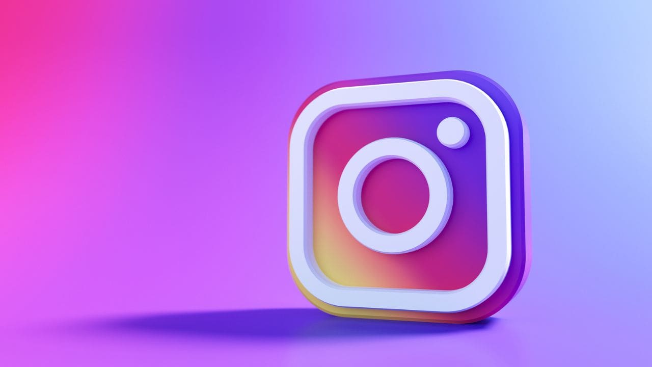 Instagram sta per introdurre i chatbot AI con 30 personalità diverse thumbnail