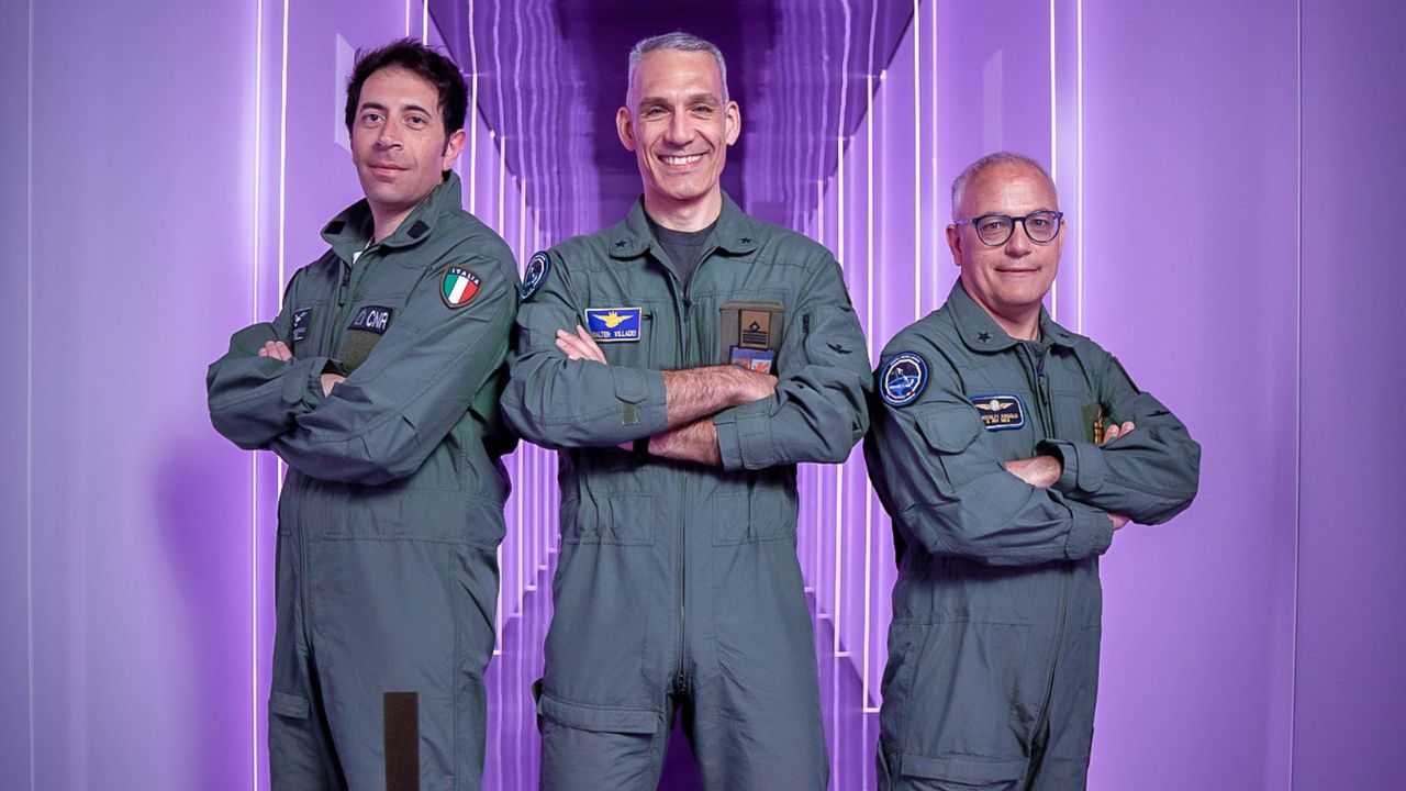 Virgin Galactic: tre italiani nell'equipaggio del primo volo spaziale commerciale thumbnail