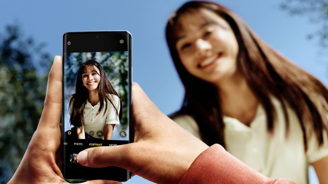 Reno 10 e Reno 10 Pro, i nuovi smartphone di Oppo: la forza del ritratto con un innovativo design thumbnail