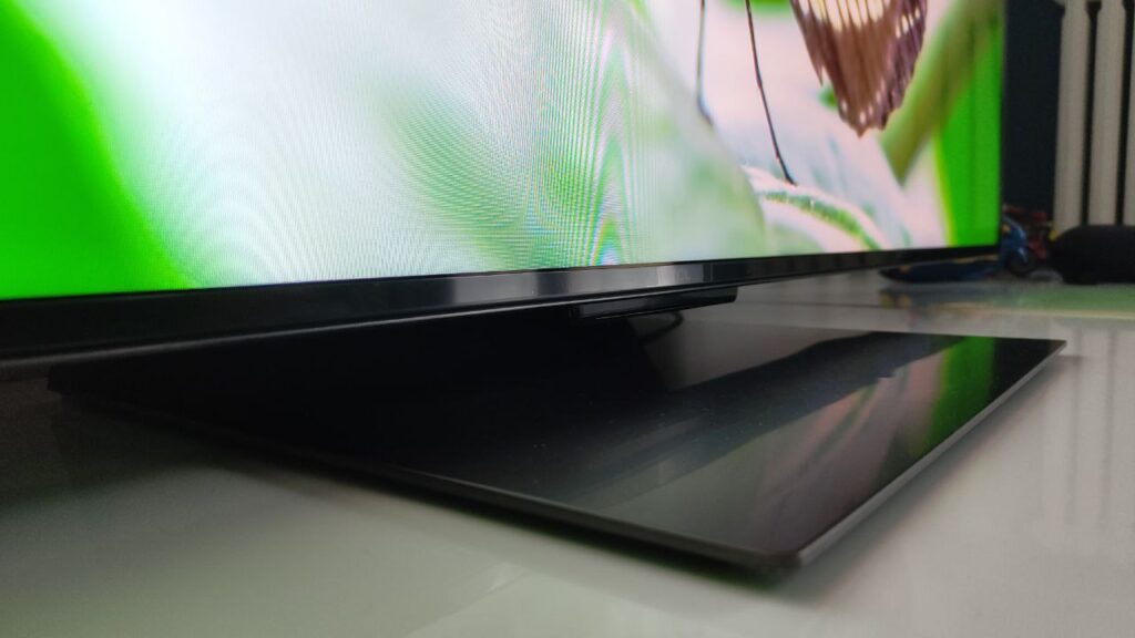 tcl c84 base recensione