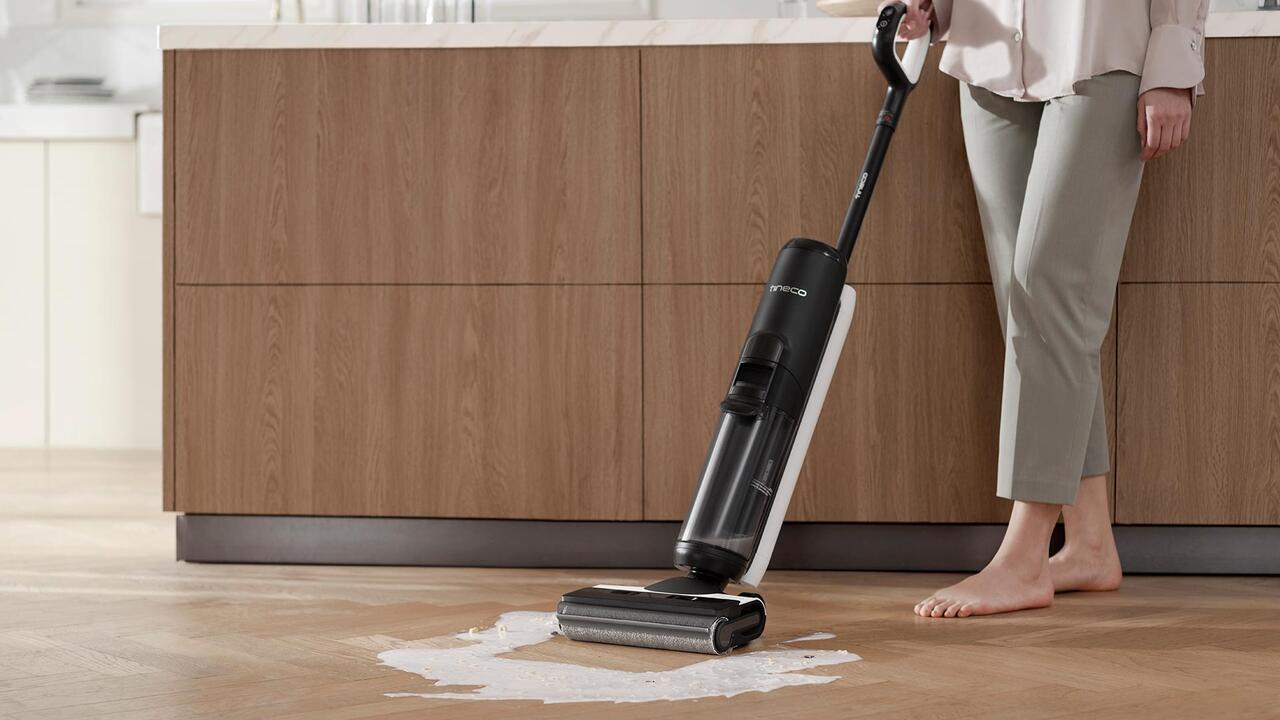 Tineco FLOOR ONE S6: la nuova frontiera delle pulizie domestiche thumbnail