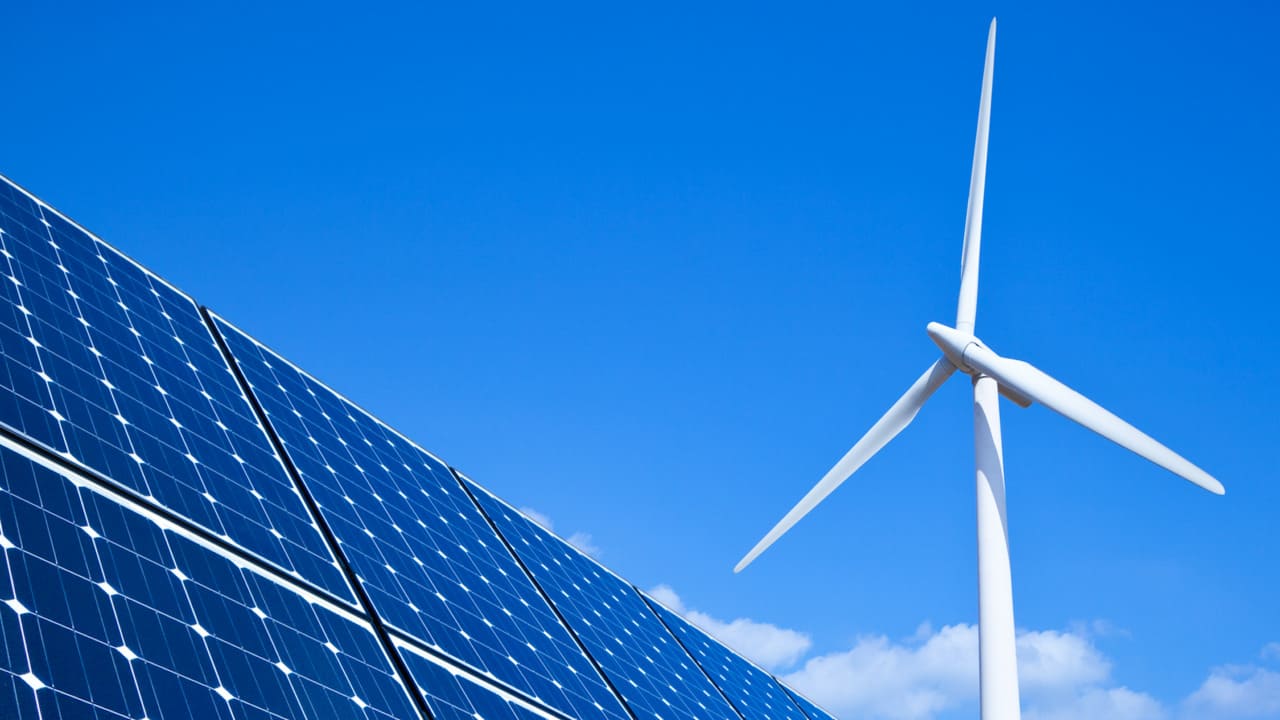 Amazon lancia tre nuovi progetti legati alle energie rinnovabili in Italia thumbnail
