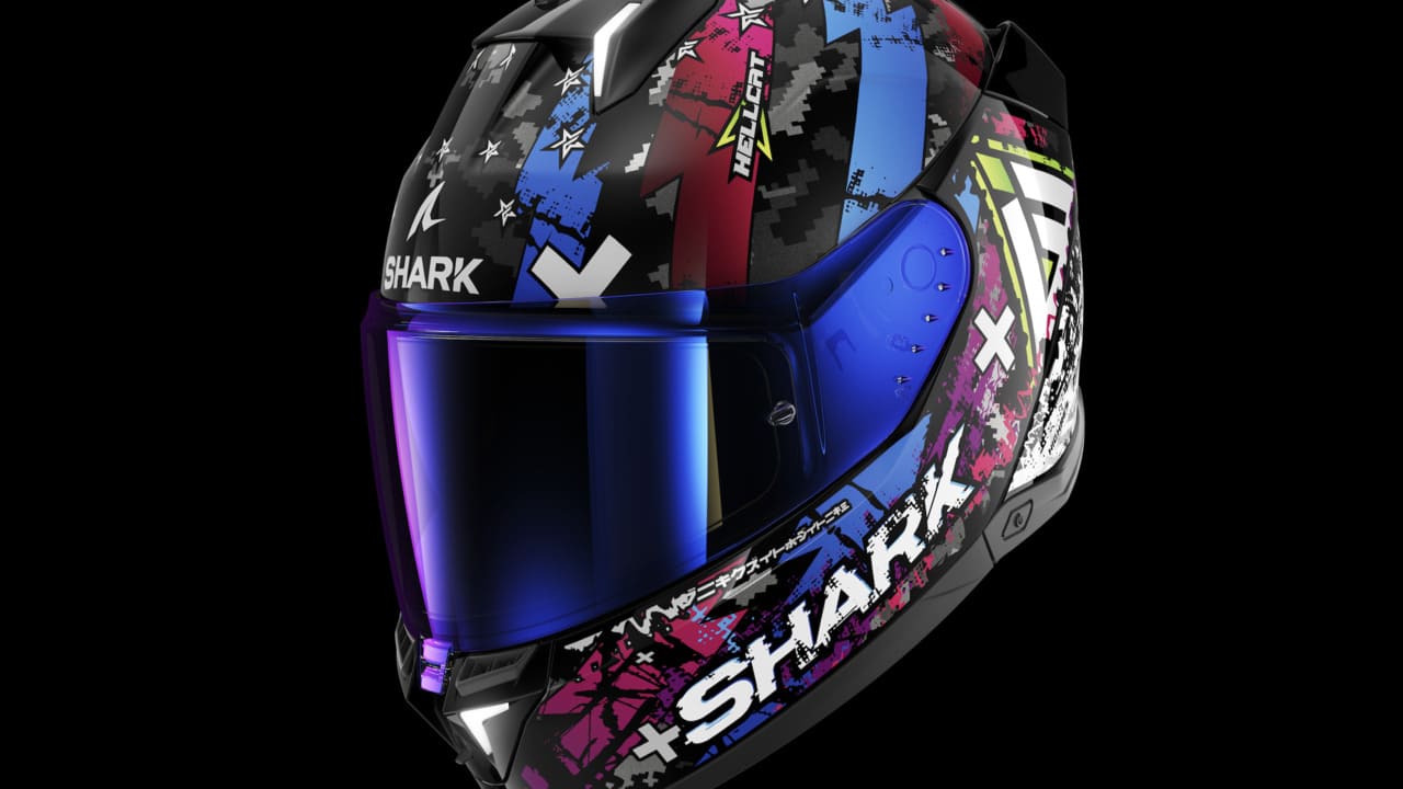 Shark Helmets, la nuova collezione di caschi per i motociclisti: innovazione e design thumbnail