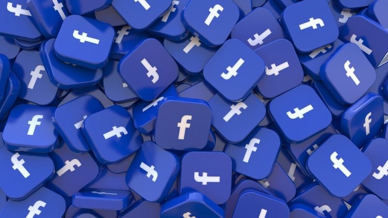 facebook tre miliardi di utenti