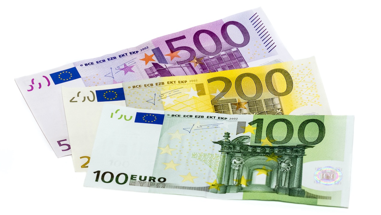 Ecco il bonus 800 euro per le partite Iva: a chi spetta, come richiederlo thumbnail