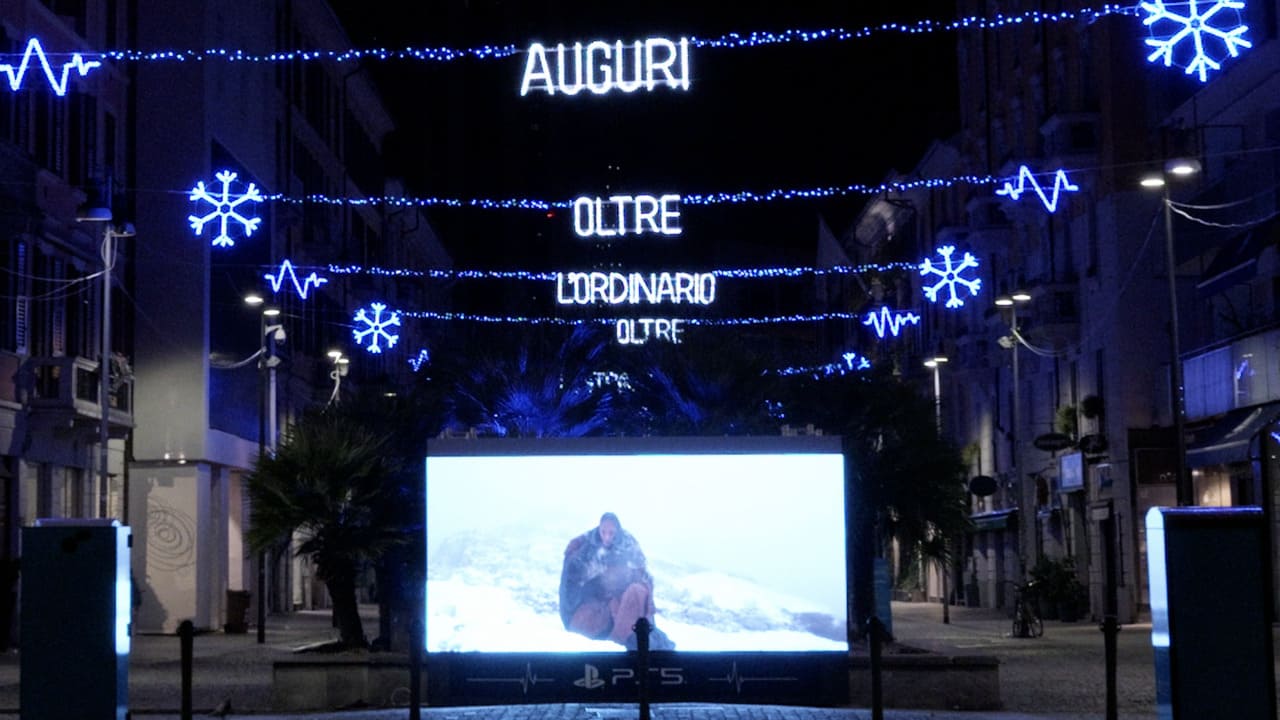 PlayStation illumina Milano con una speciale installazione natalizia thumbnail