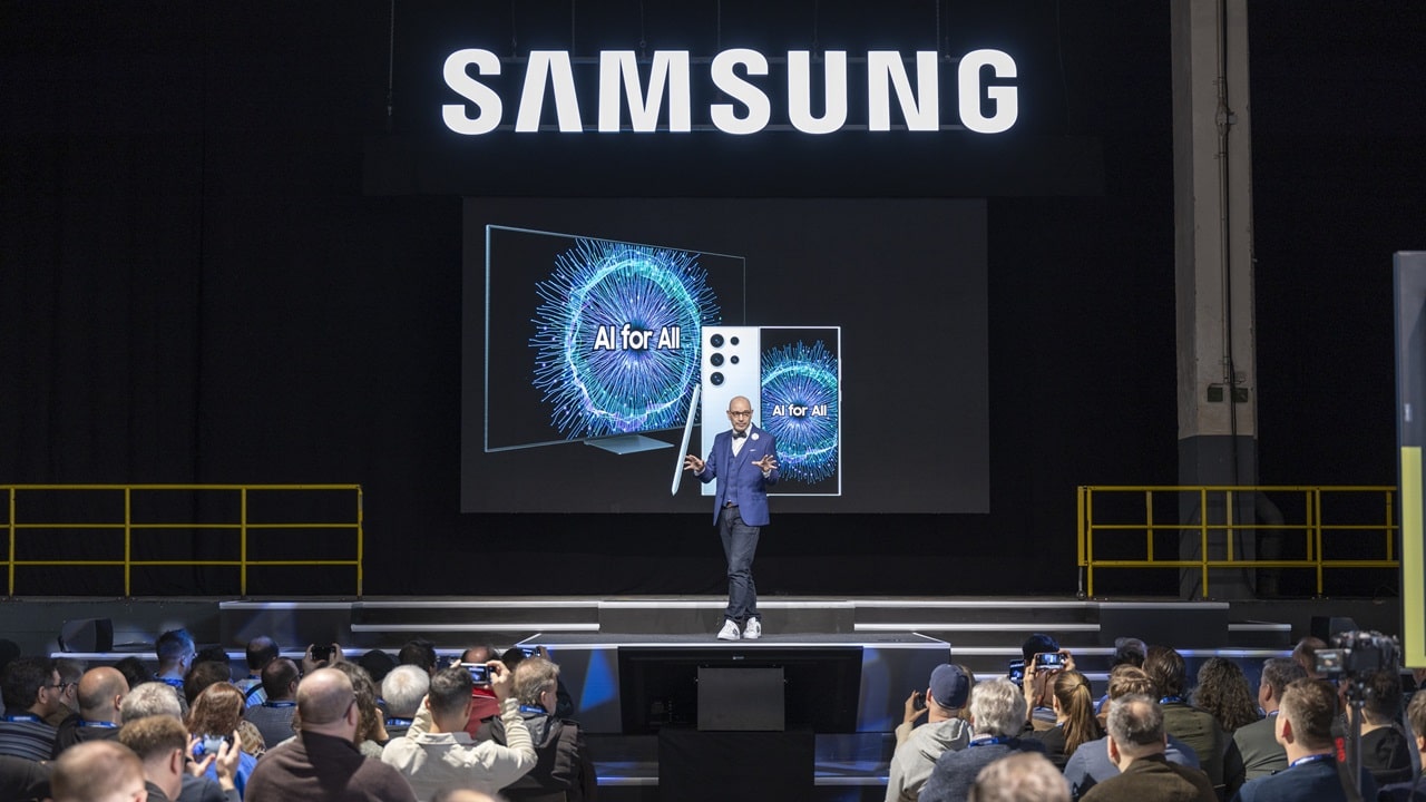 Samsung punta sull'AI: smartphone, laptop, TV ed elettrodomestici thumbnail