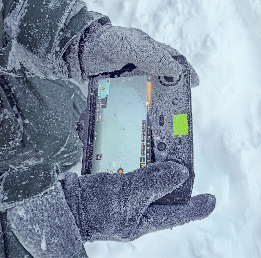 Florian Ledoux Polar Obsession Frozen Drone RC min