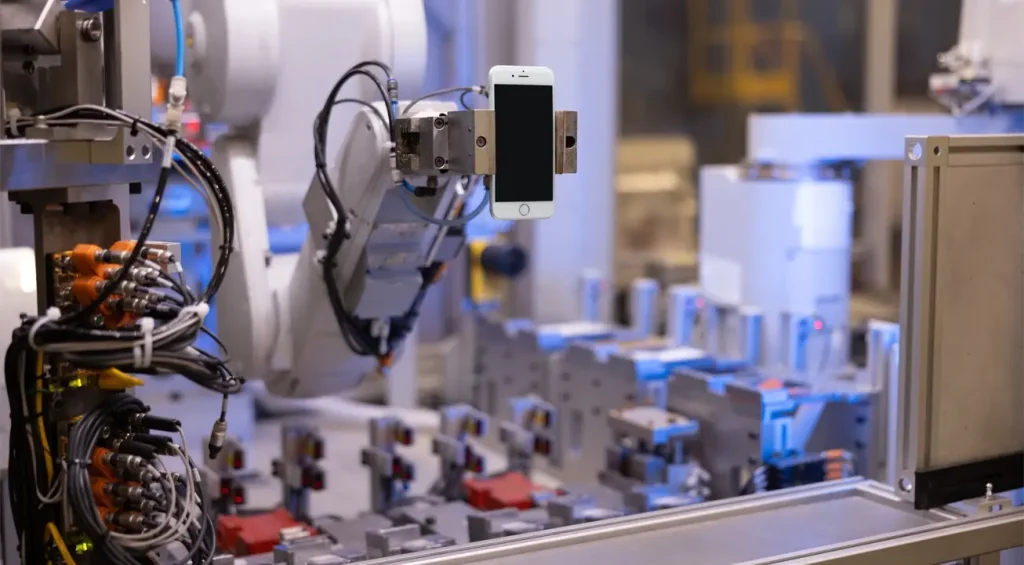 Apple environmental innovations disassembly robot Daisy