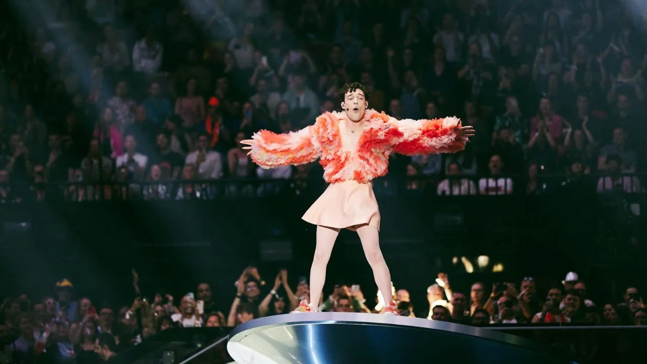 Nemo è il vincitore dell'Eurovision 2024 per la Svizzera, settimo posto per Angelina Mango thumbnail