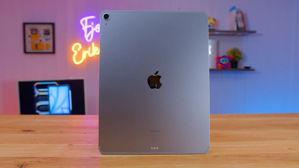 iPad Air M2