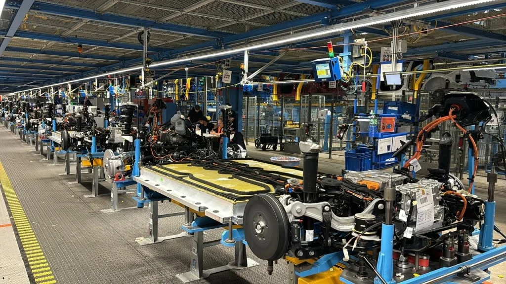 Una foto del Cologne Electric Vehicle Center di Ford