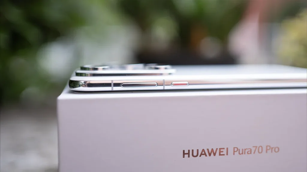 Huawei Pura 70 Pro design