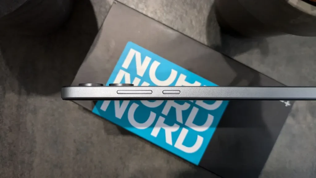 pulsanti OnePlus Nord CE4 Lite 5G recensione