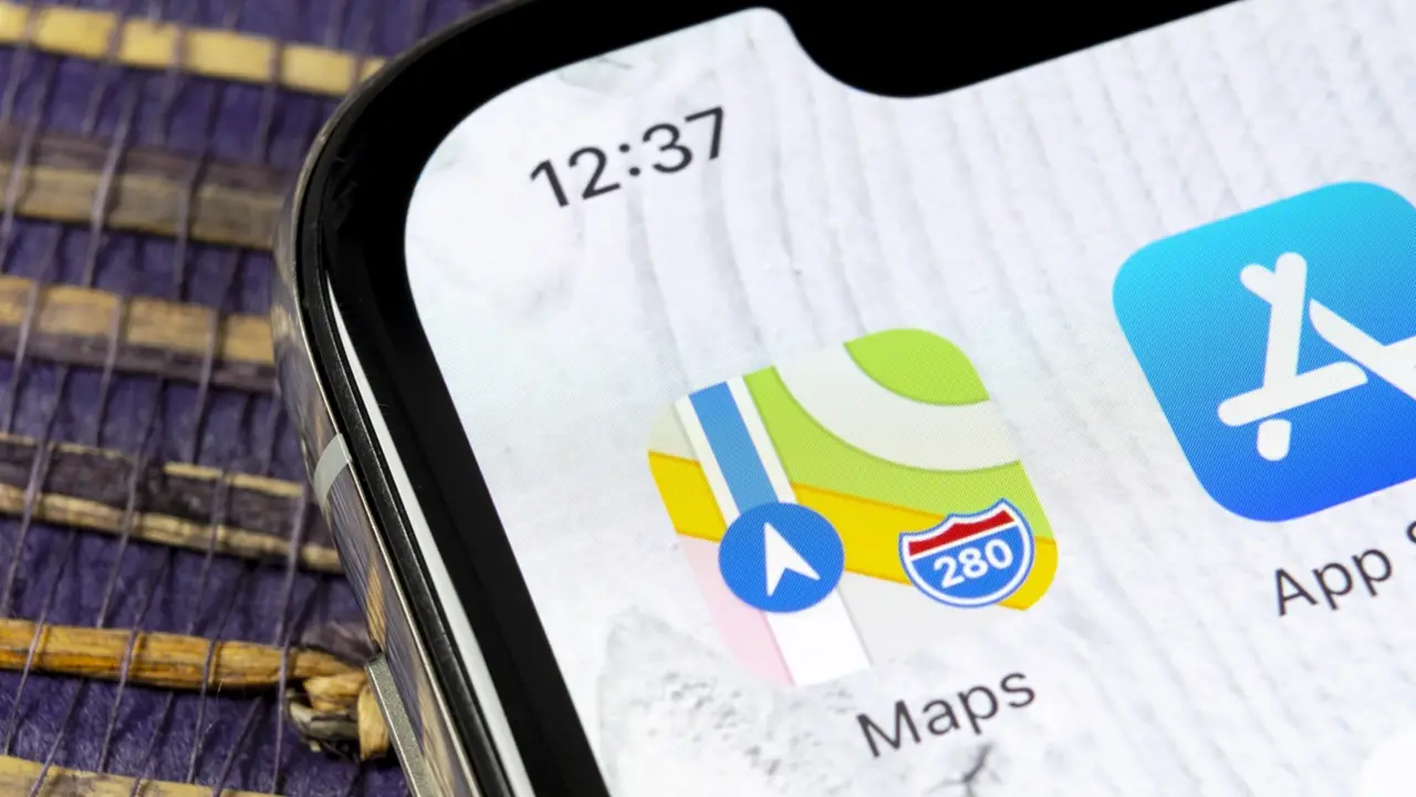Apple Mappe sbarca sul Web: una sfida a Google Maps? thumbnail