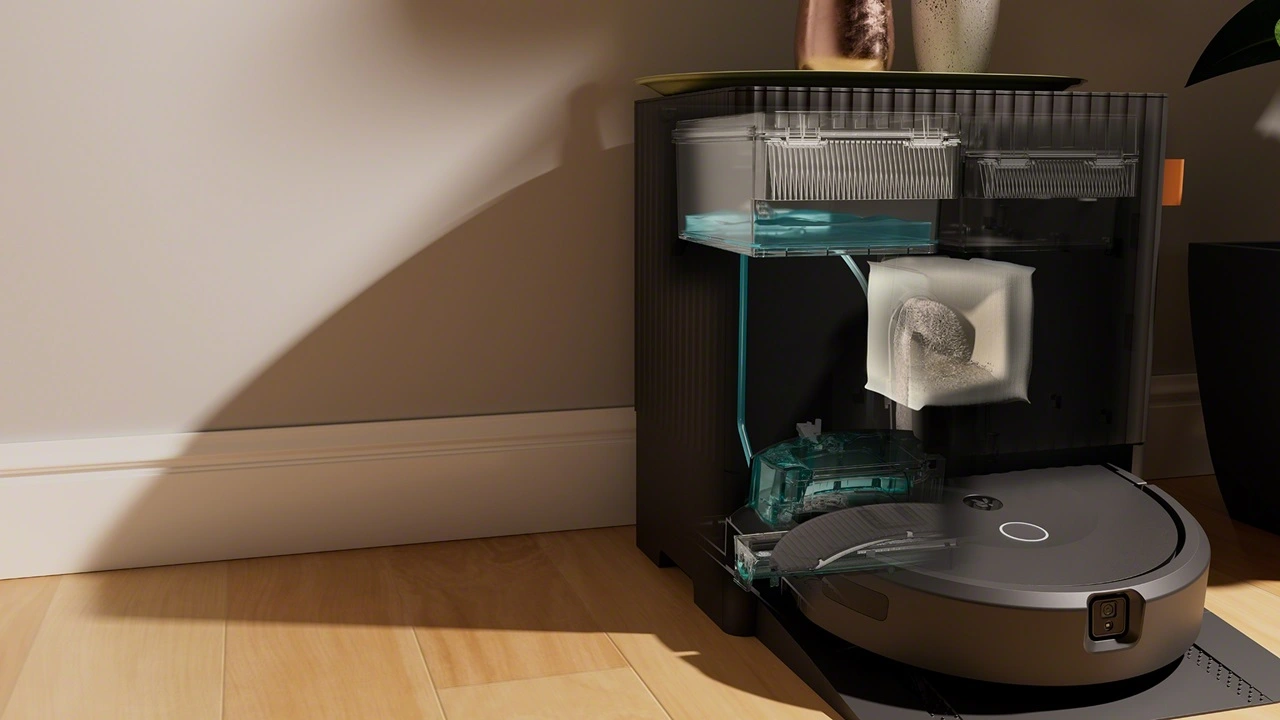 L'intelligenza artificiale al servizio della pulizia, arriva il Roomba Combo 10 Max thumbnail