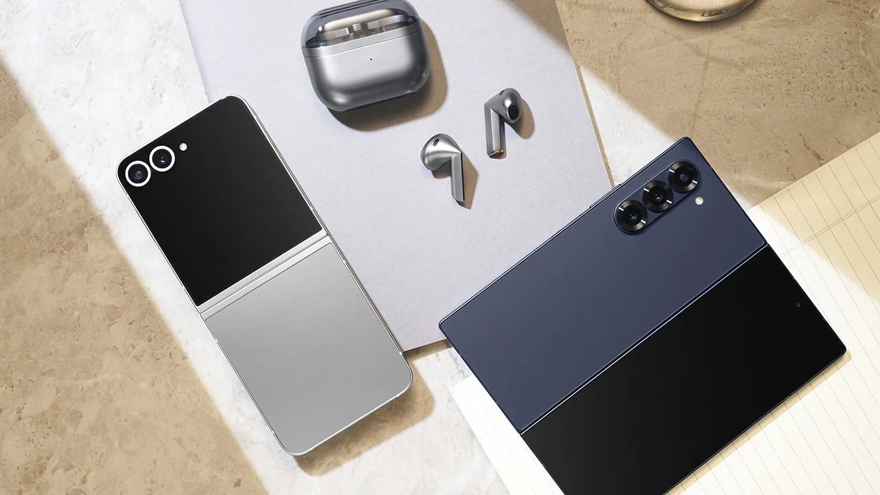 Samsung Galaxy Z Fold 6, Z Flip 6, Watch Ultra e Watch 7: scopri tutte le offerte thumbnail
