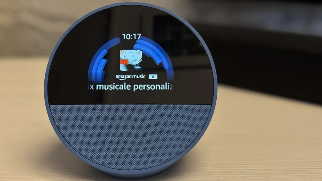 Amazon Echo Spot recensione display