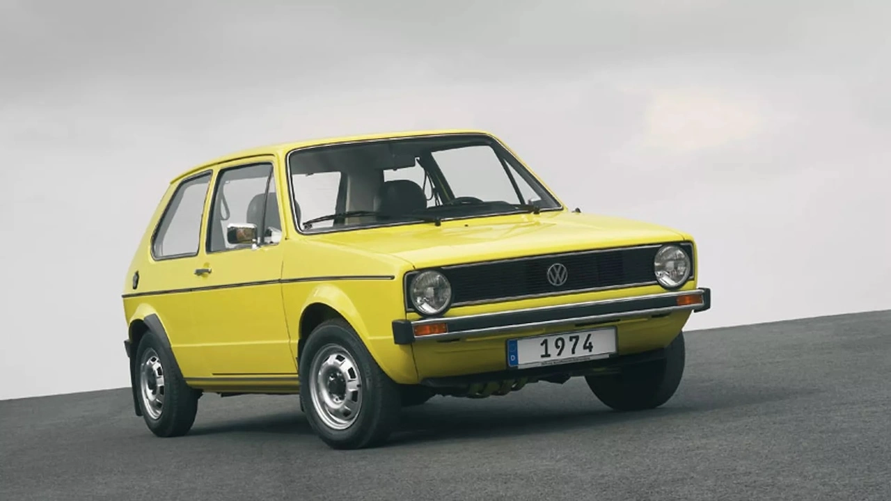 Volkswagen Golf compie 50 anni: la storia e l’evoluzione di un mito dell’automobilismo thumbnail