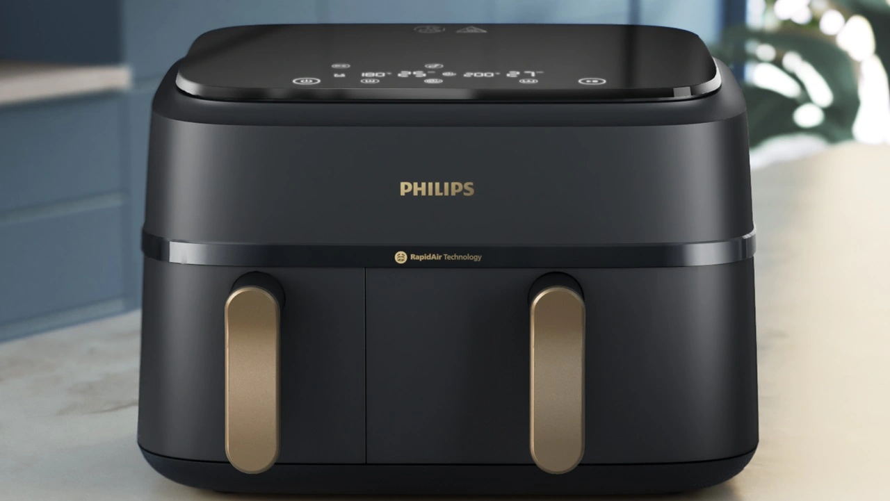 Philips lancia la nuova Airfryer Serie 3000 con doppio cestello thumbnail