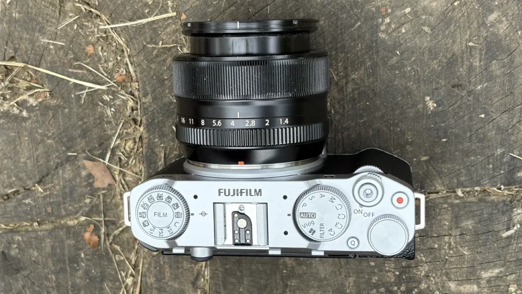 Fujifilm X M5 design