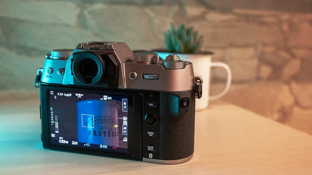 Fujifilm X T50 design