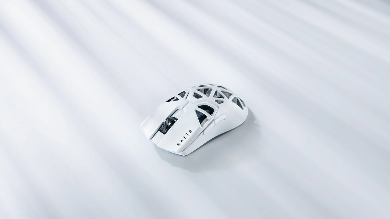 Razer Viper Mini Signature Edition White: Il mouse da gaming che unisce stile e prestazioni thumbnail