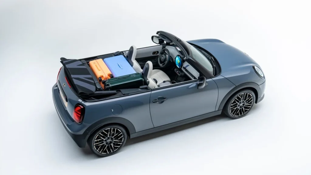 nuova mini cooper cabrio design tecnologia