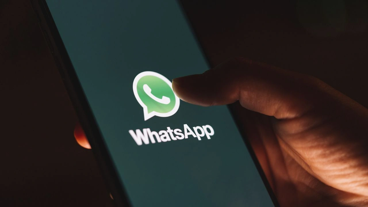 WhatsApp testa la Ricerca Immagini di Google in-app thumbnail