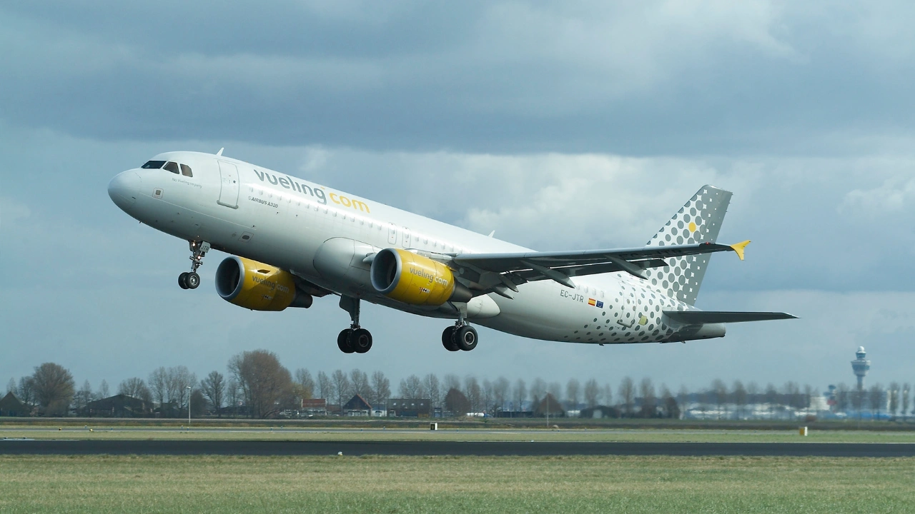 NextGen Aviation Challenge: Vueling lancia una sfida per il futuro dell’aviazione low cost thumbnail