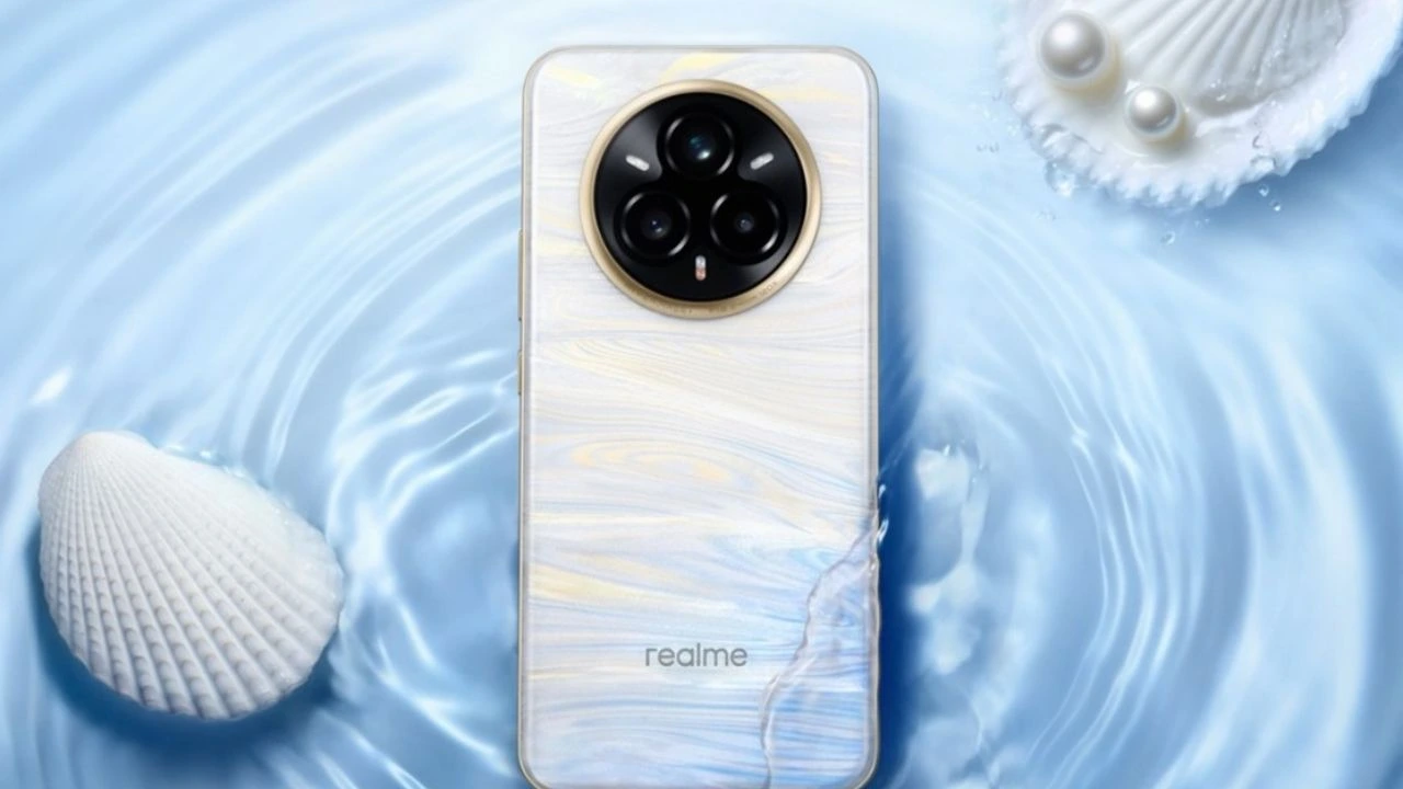 realme 14 Pro: debutto europeo al MWC con il primo smartphone che cambia colore thumbnail