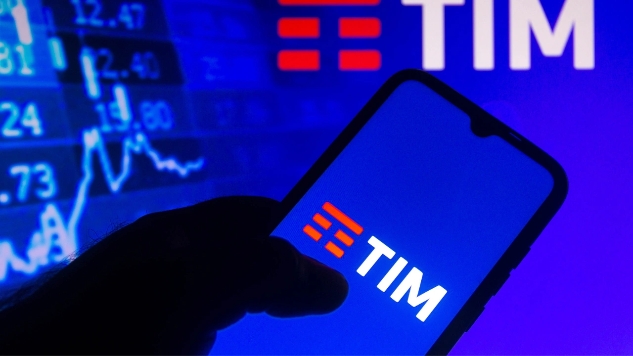 TIM down: disservizi su rete fissa e mobile in tutta Italia, ecco cosa sta succedendo thumbnail