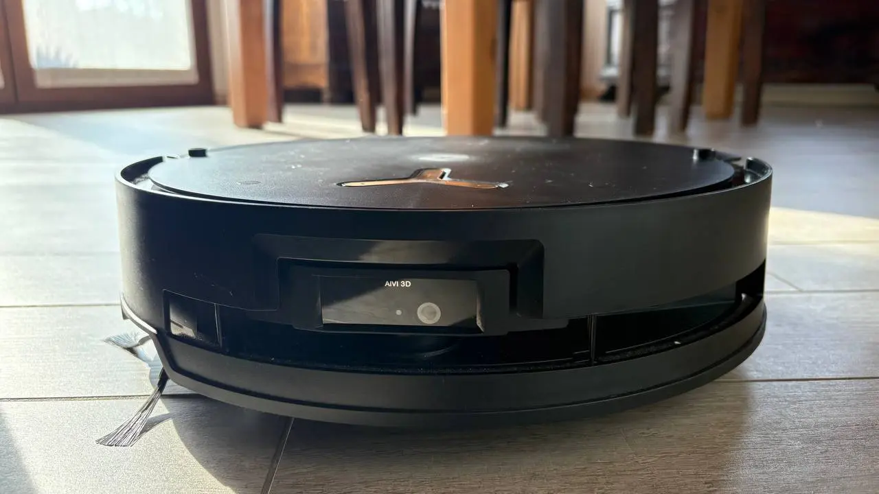 Ecovacs Deebot X8 Pro Omni: quando un rullo fa la differenza | Recensione thumbnail