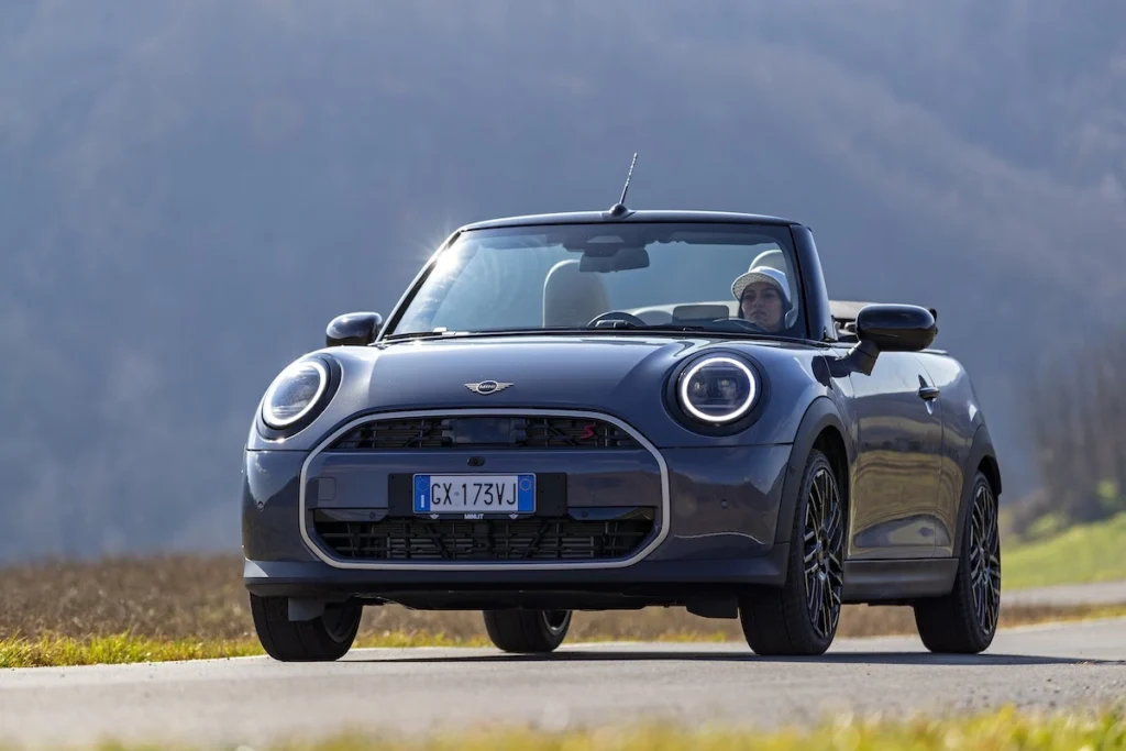 mini cooper cabrio prezzo test drive